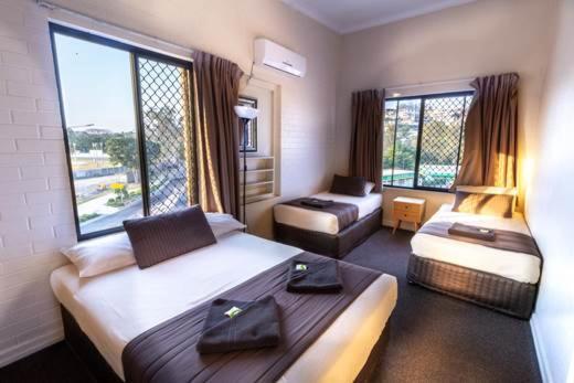 Kingsford Riverside Inn Брісбен Екстер'єр фото